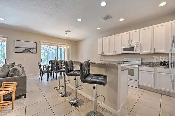 742 ORANGE COSMOS BULEVAR, Davenport, FL 33837