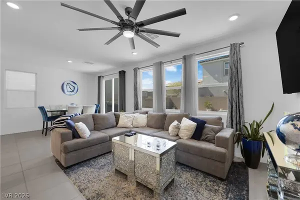 10223 Midnight Onyx ST, Las Vegas, NV 89141