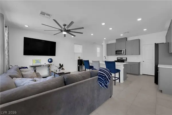 10223 Midnight Onyx ST, Las Vegas, NV 89141