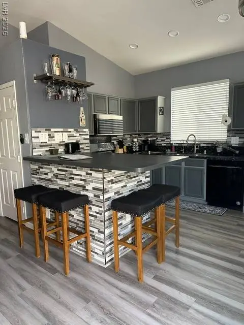 2486 Fresnal Canyon AVE, Las Vegas, NV 89123