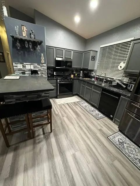 2486 Fresnal Canyon AVE, Las Vegas, NV 89123