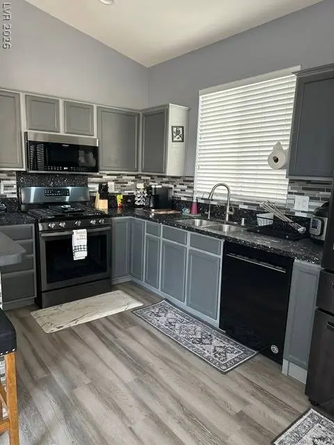 2486 Fresnal Canyon AVE, Las Vegas, NV 89123