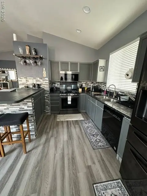 2486 Fresnal Canyon AVE, Las Vegas, NV 89123