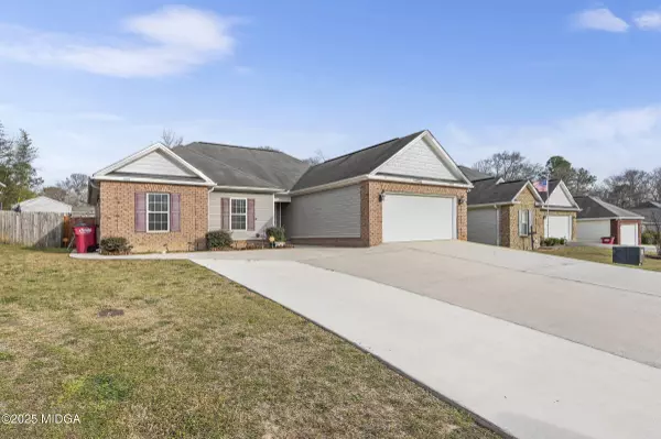 215 Wray Street, Warner Robins, GA 31093