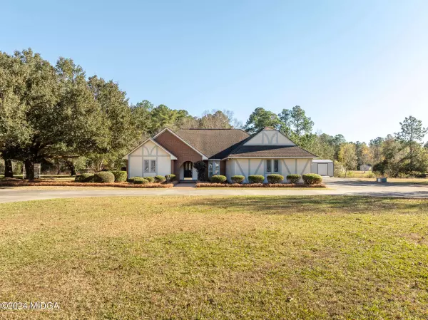 107 Lagoona Drive, Cordele, GA 31015