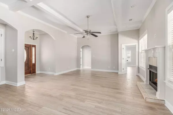 303 Collins Estate Avenue, Centerville, GA 31028