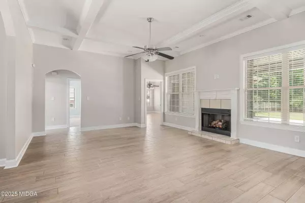 303 Collins Estate Avenue, Centerville, GA 31028