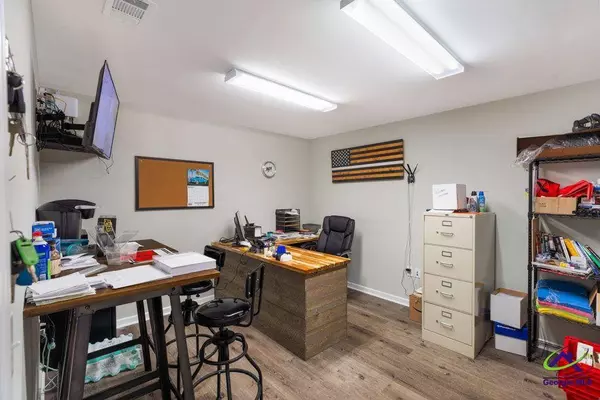 494 S HWY 247, Bonaire, GA 31005