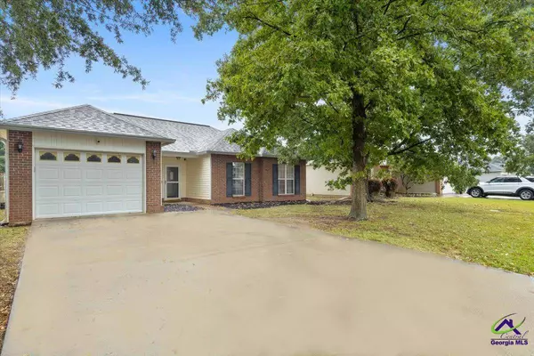 319 Tyson Glen Drive, Warner Robins, GA 31088