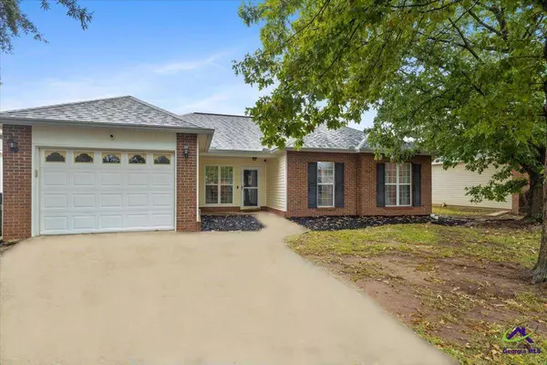 319 Tyson Glen Drive, Warner Robins, GA 31088