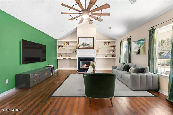 500 Greenview Court, Bonaire, GA 31005