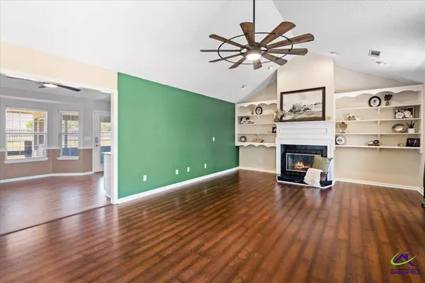 500 Greenview Court, Bonaire, GA 31005