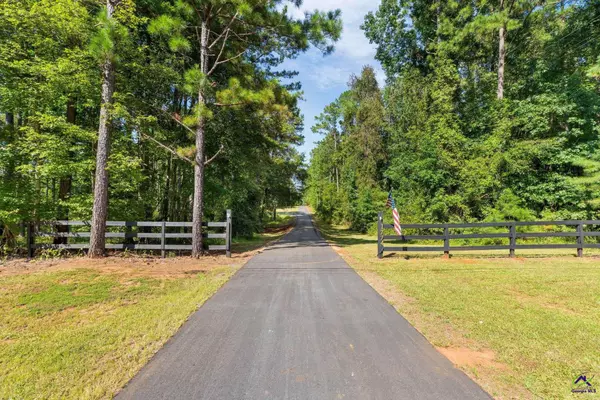 1774 Maynards Mill Road, Forsyth, GA 31029