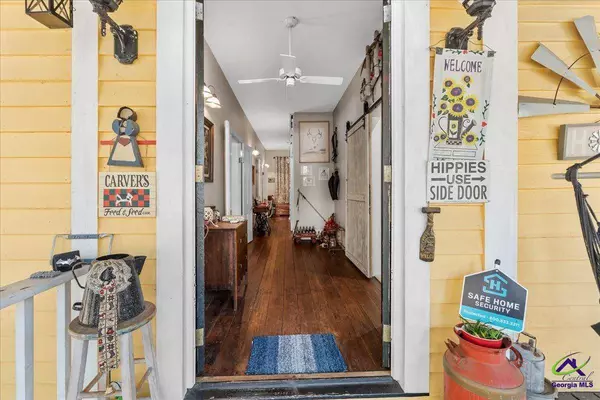 66 Merritt Street, Hawkinsville, GA 31036