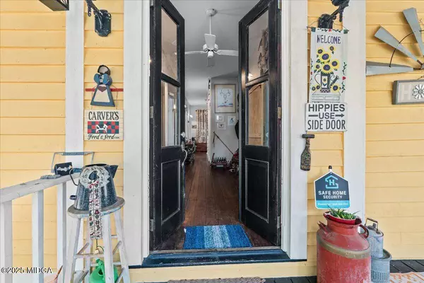 66 Merritt Street, Hawkinsville, GA 31036