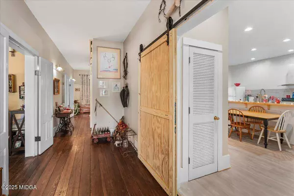 66 Merritt Street, Hawkinsville, GA 31036