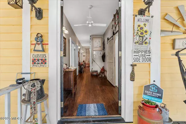 66 Merritt Street, Hawkinsville, GA 31036