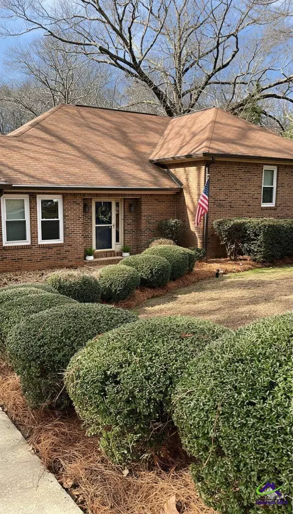 107 Laurel Oak Lane, Warner Robins, GA 31093