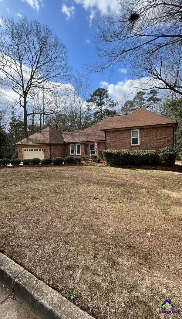107 Laurel Oak Lane, Warner Robins, GA 31093