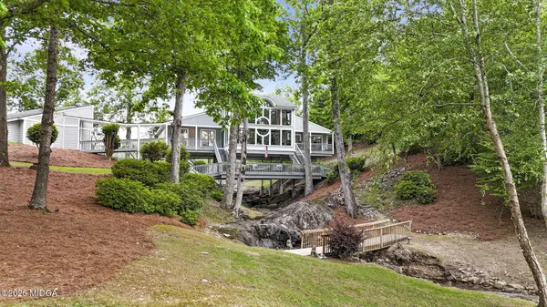 2354 Gwendale Drive E, Lizella, GA 31052