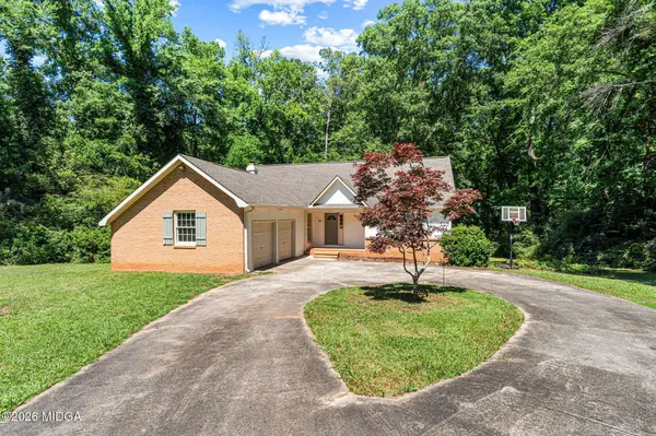 611 Fairmont Drive, Macon, GA 31210