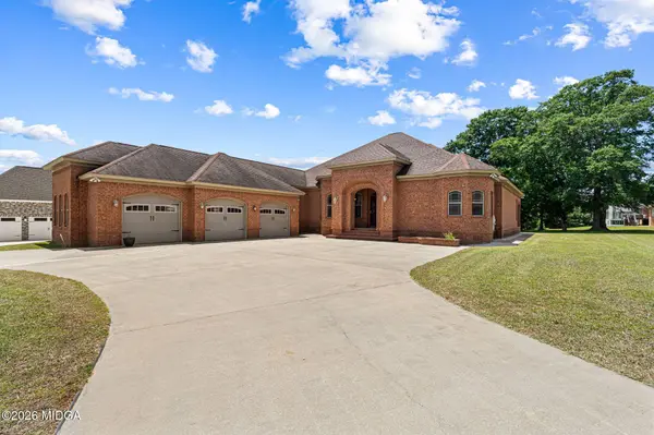 215 Little Hickory Drive, Lizella, GA 31052