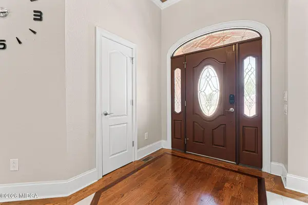 215 Little Hickory Drive, Lizella, GA 31052