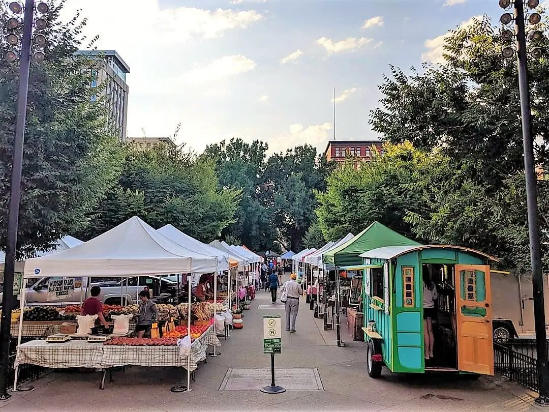 Local market in downtown Knoxville Tennessee