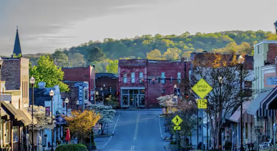Shopping and everyday conveniences in Oak Ridge Tennessee