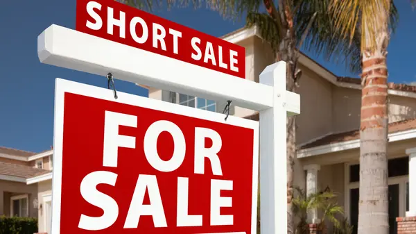 Short Sales: The Raw Truth of Closing a Short Sale,Maiyah Jimenez