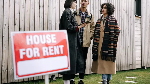 Why First-Time Buyers Are Turning to House Hacking in 2025—and Why It’s Smart