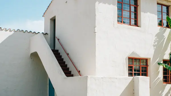 The Balanced Market Era: Why 2026 Is Quietly Reshaping Real Estate (And What Smart Buyers, Sellers & Agents Must Do Now),Maiyah Jimenez