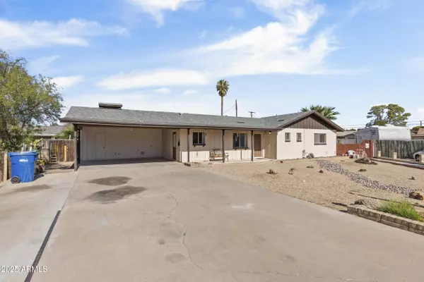 616 N Freestone Circle, Mesa, AZ 85203