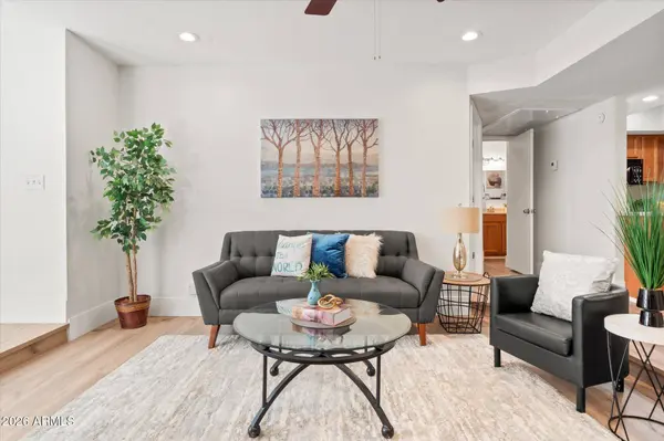 1820 E MORTEN Avenue #119, Phoenix, AZ 85020