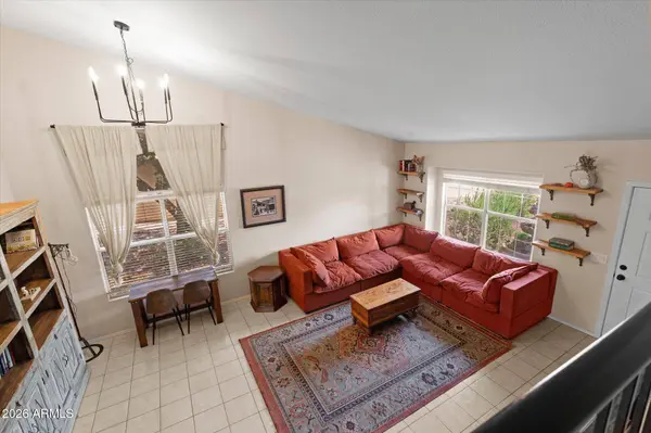 250 S SEAN Drive, Chandler, AZ 85224