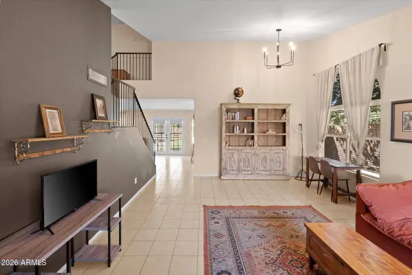 250 S SEAN Drive, Chandler, AZ 85224