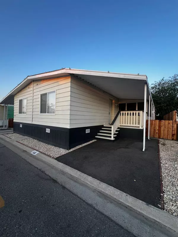 4401 Hughes LN #148, Bakersfield, CA 93304