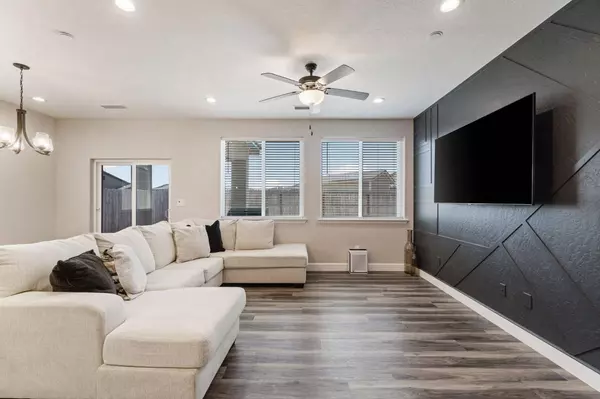 1183 Bristlecone DR, Madera, CA 93638