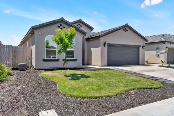 1183 Bristlecone DR, Madera, CA 93638