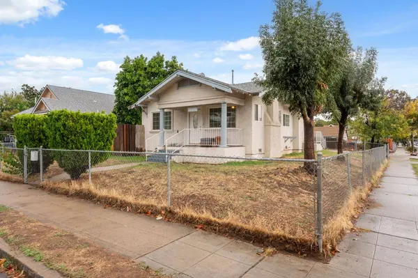 3006 E Mckenzie AVE, Fresno, CA 93701