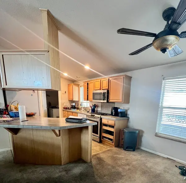 3138 W Dakota AVE #194, Fresno, CA 93722