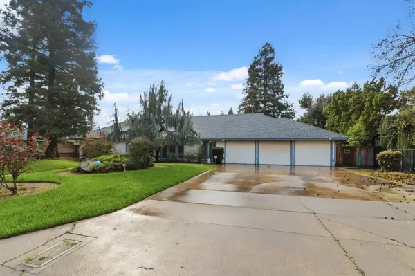 6479 N Blosser AVE, Fresno, CA 93711