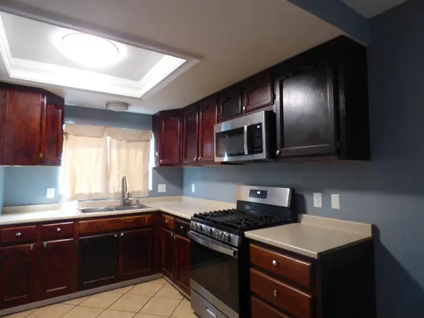 5850 E Ramona AVE, Fresno, CA 93727