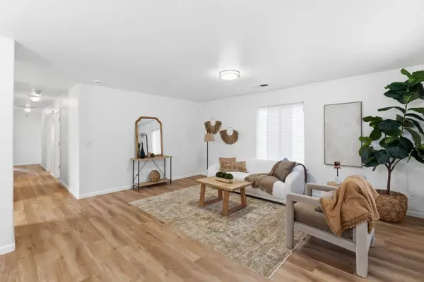 1588 Michoacan CT, Madera, CA 93638