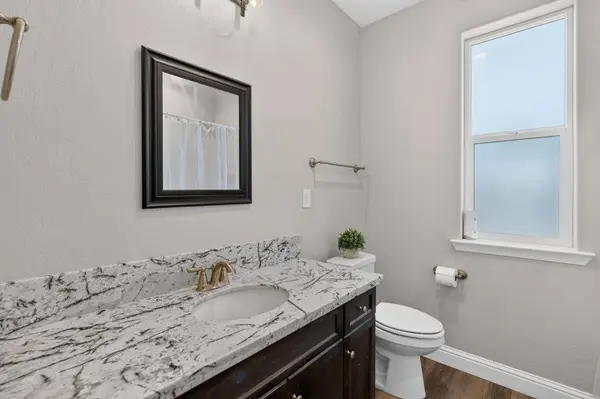 897 Gunnison DR, Madera, CA 93638