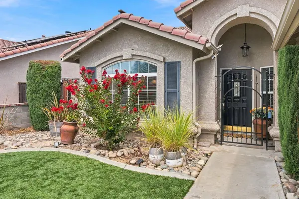 3363 Cambria AVE, Madera, CA 93637