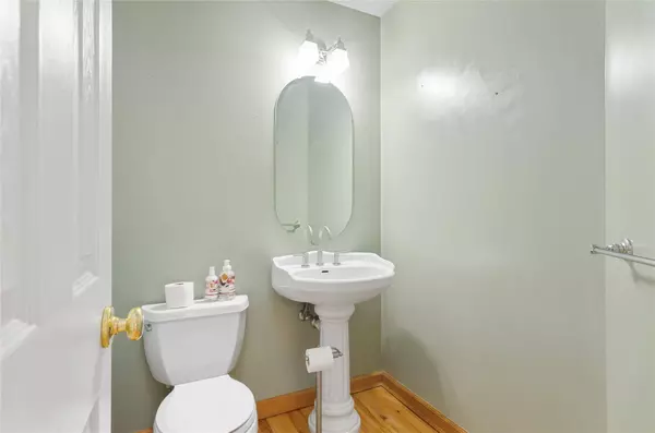 49 Tallmadge TRL, Miller Place, NY 11764