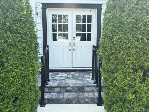 260 Waverly AVE #58, Patchogue, NY 11772