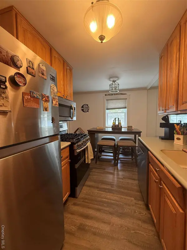 260 Waverly AVE #58, Patchogue, NY 11772