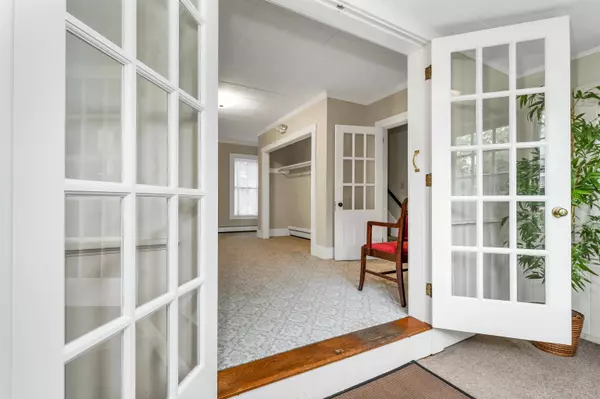 217 South Main ST, Wolfeboro, NH 03894